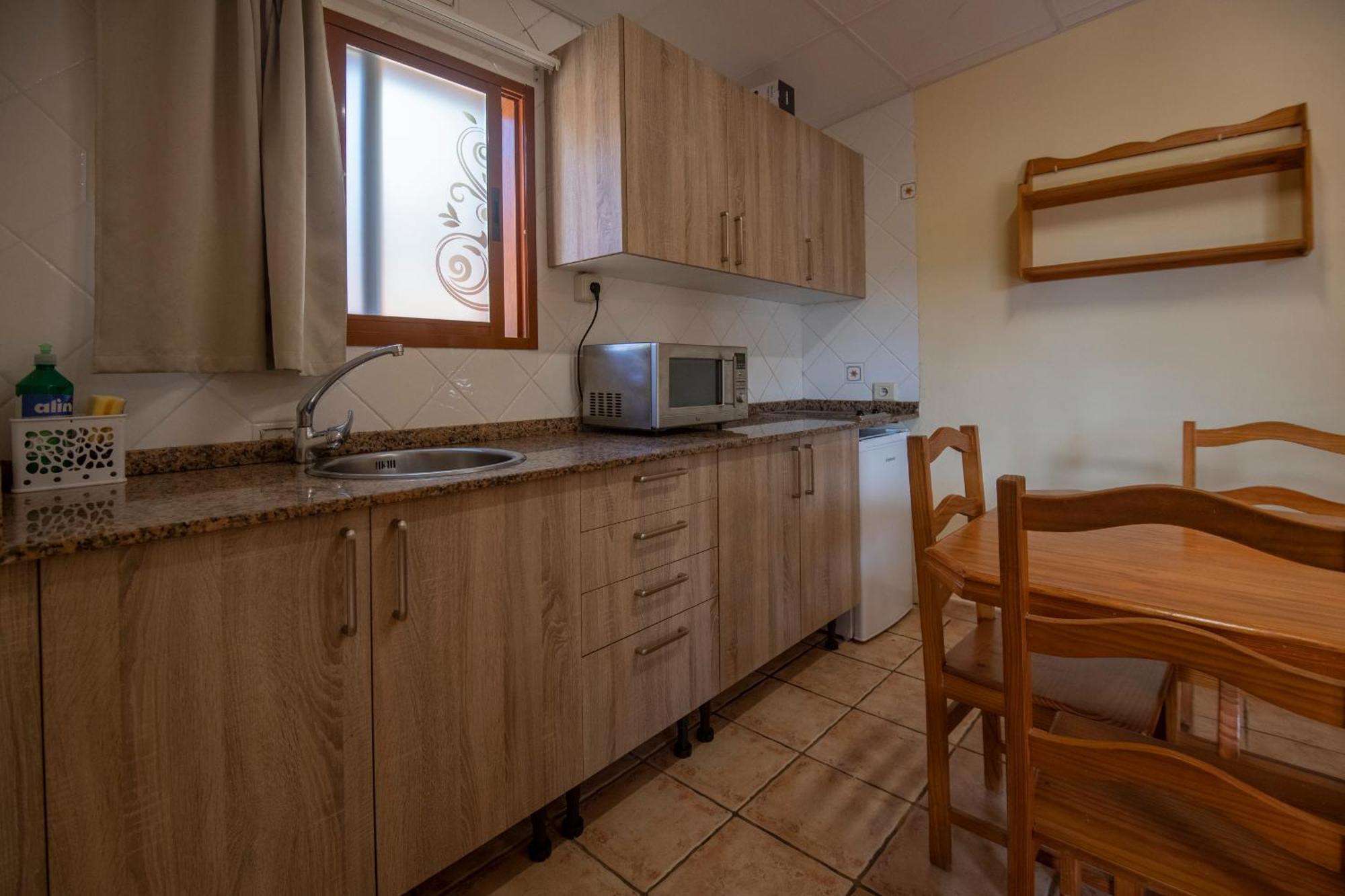 Camping Rural Ria De Arosa 2 Ribeira Esterno foto