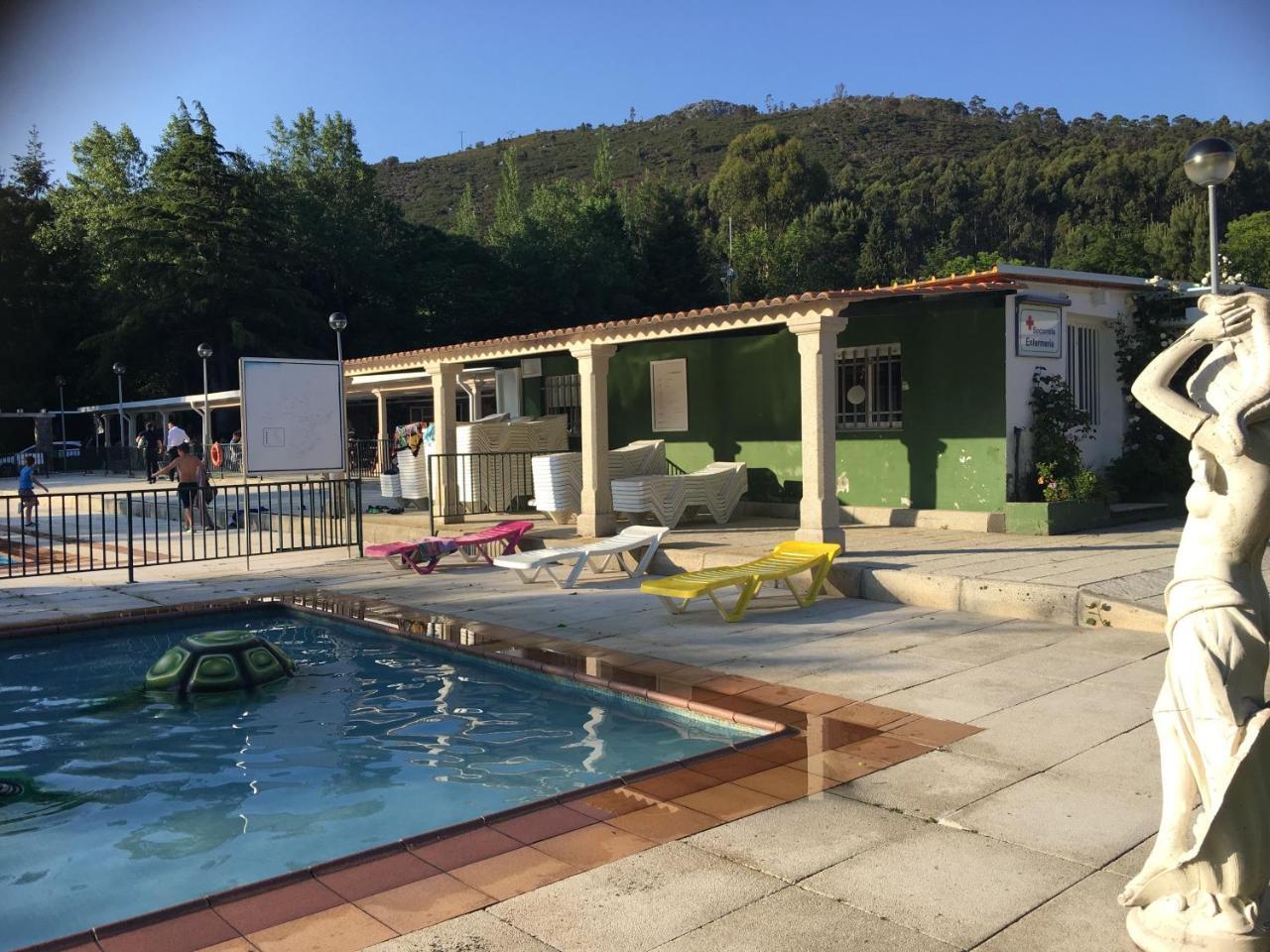 Hotel Camping Rural Ria De Arosa 2 Ribeira Esterno foto