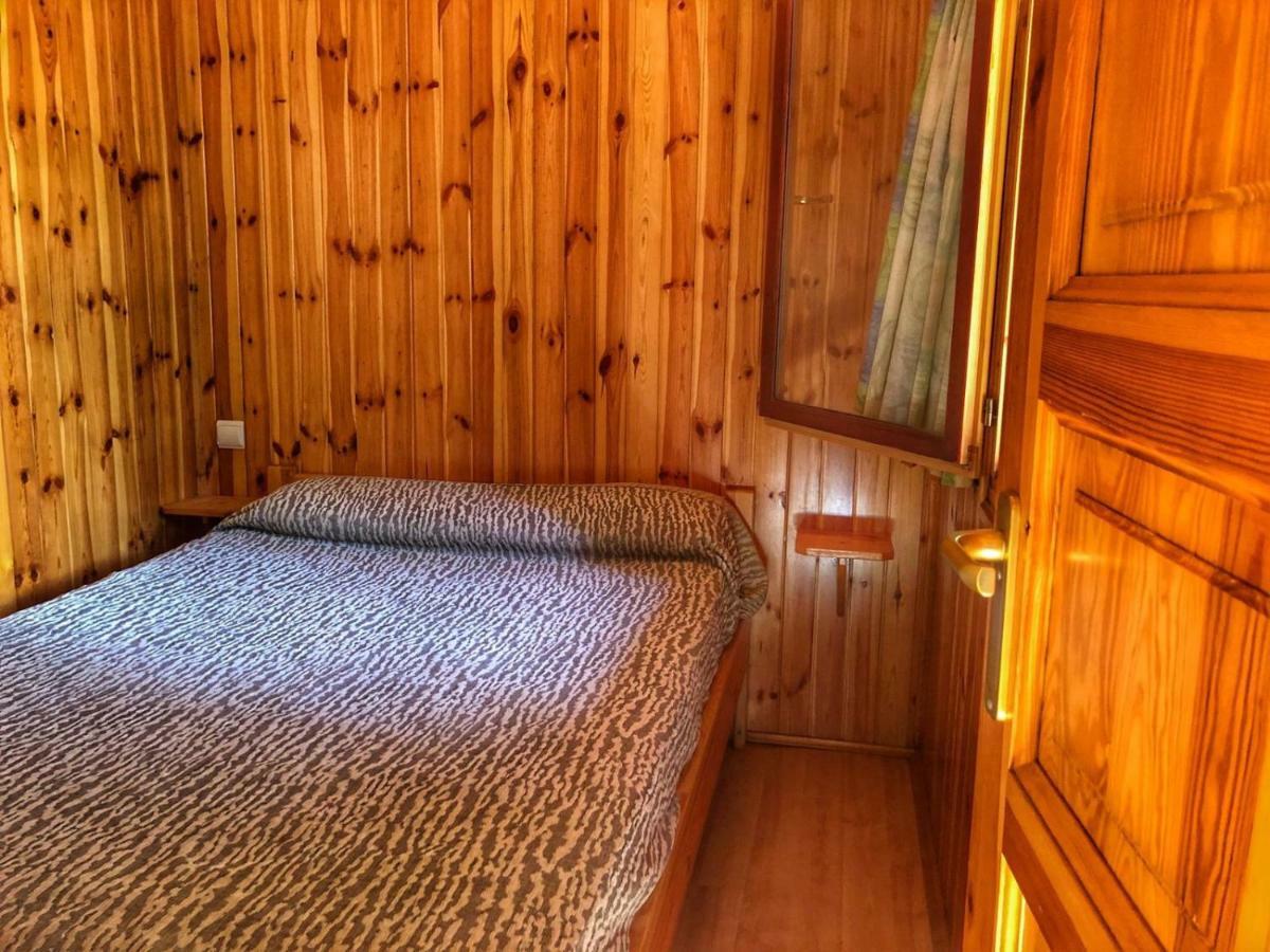 Camping Rural Ria De Arosa 2 Ribeira Esterno foto